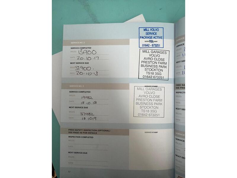 Used Volvo V40 2015 for sale - 76968411: Photo 32