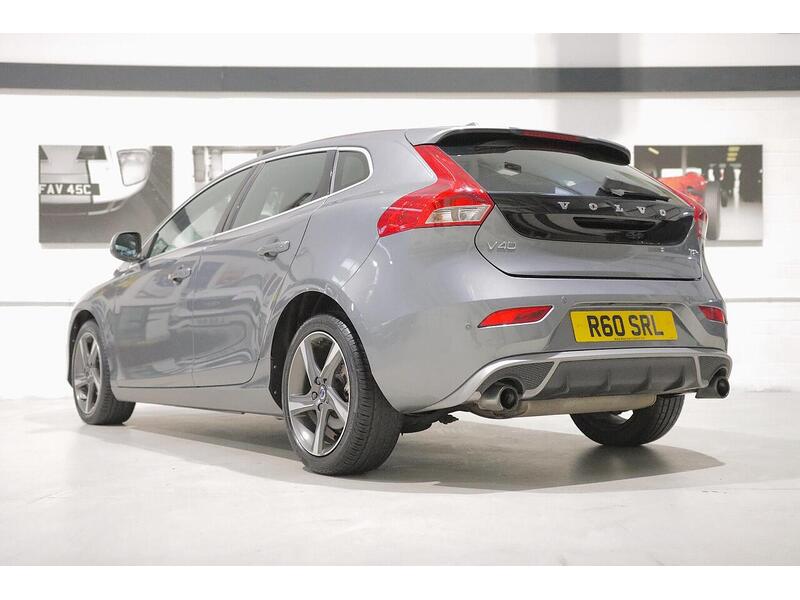 Used Volvo V40 2015 for sale - 76968411: Photo 5