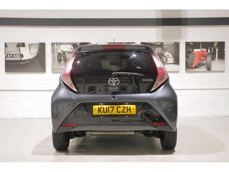 Used Toyota AYGO 2017 for sale - 76968413: Photo 4