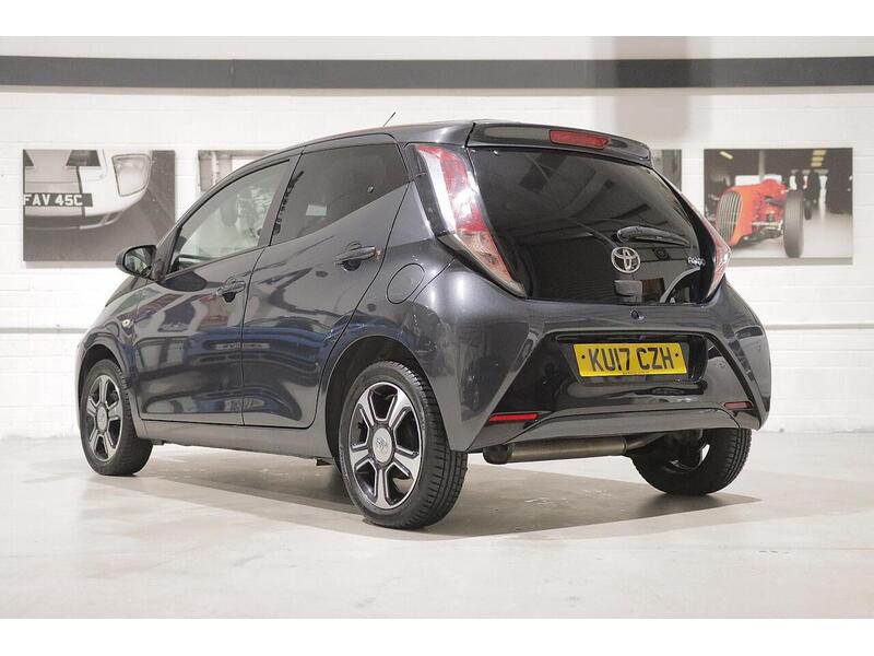 Used Toyota AYGO 2017 for sale - 76968413: Photo 5