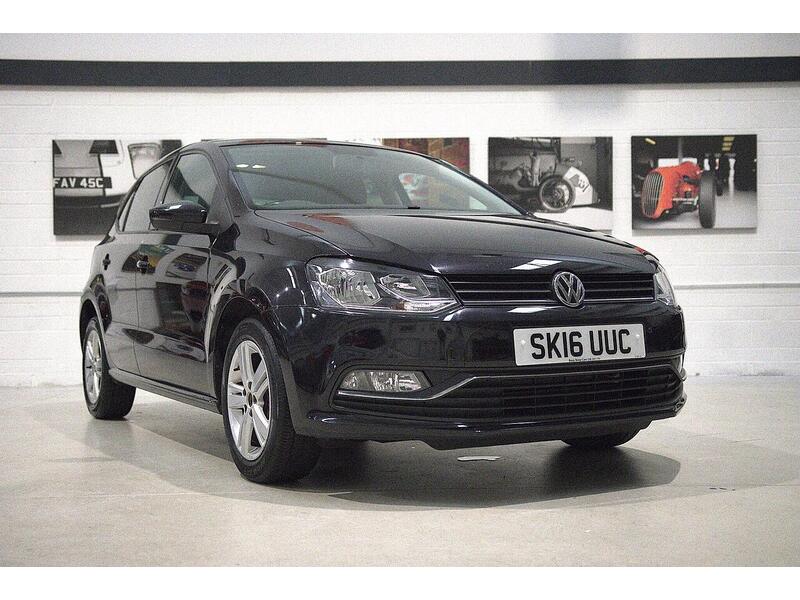 Used Volkswagen Polo 2016 for sale - 76968415: Photo 1
