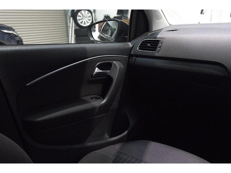 Used Volkswagen Polo 2016 for sale - 76968415: Photo 27