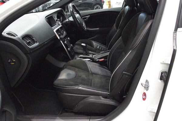Used Volvo V40 2017 for sale - 76214012: Photo 11
