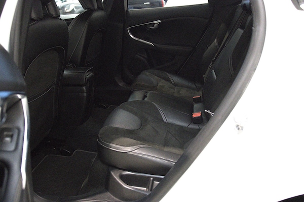 Used Volvo V40 2017 for sale - 76214012: Photo 12