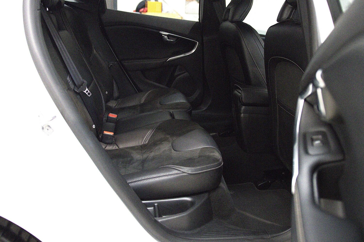 Used Volvo V40 2017 for sale - 76214012: Photo 13