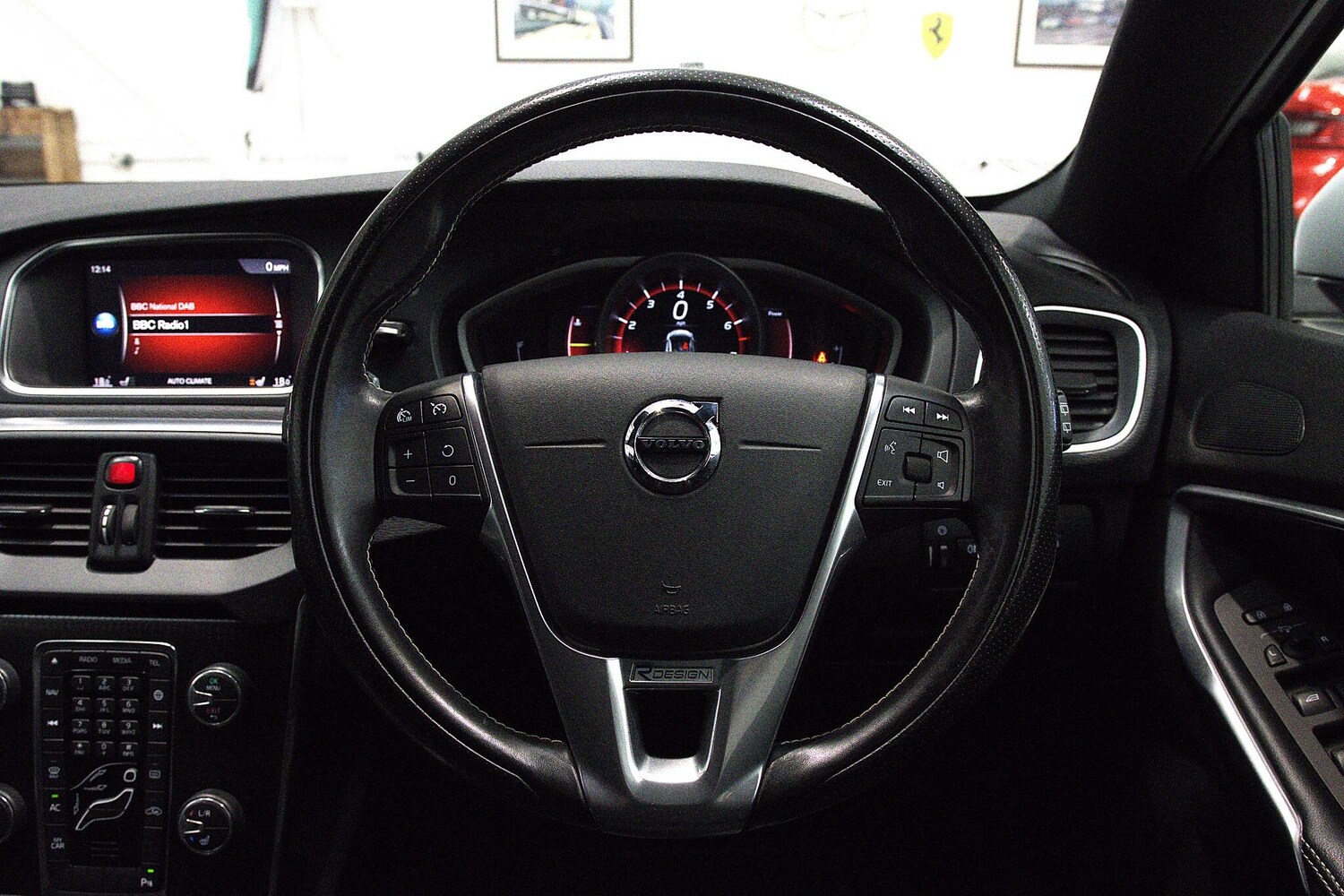 Used Volvo V40 2017 for sale - 76214012: Photo 16