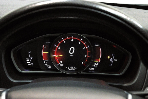 Used Volvo V40 2017 for sale - 76214012: Photo 19