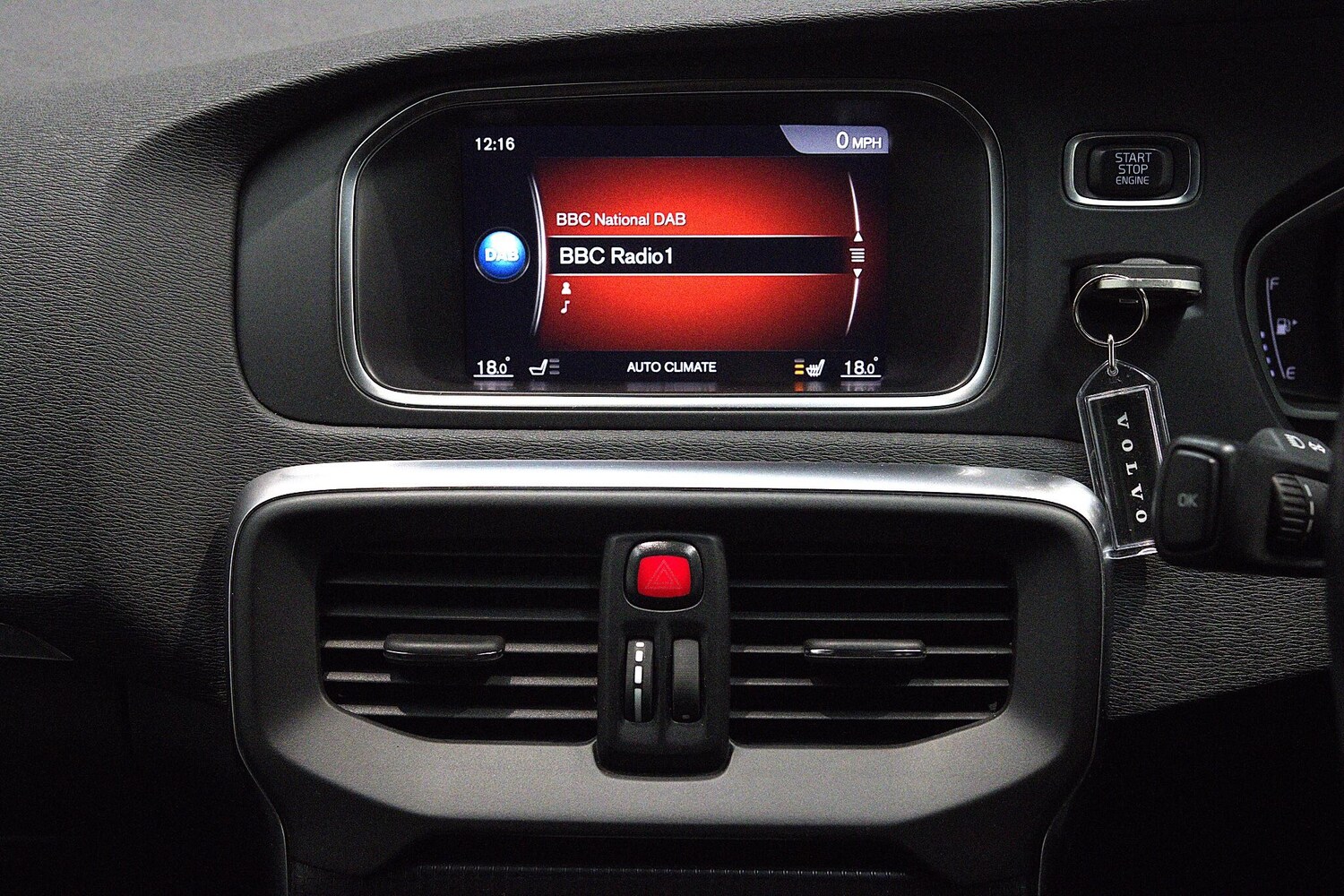 Used Volvo V40 2017 for sale - 76214012: Photo 20