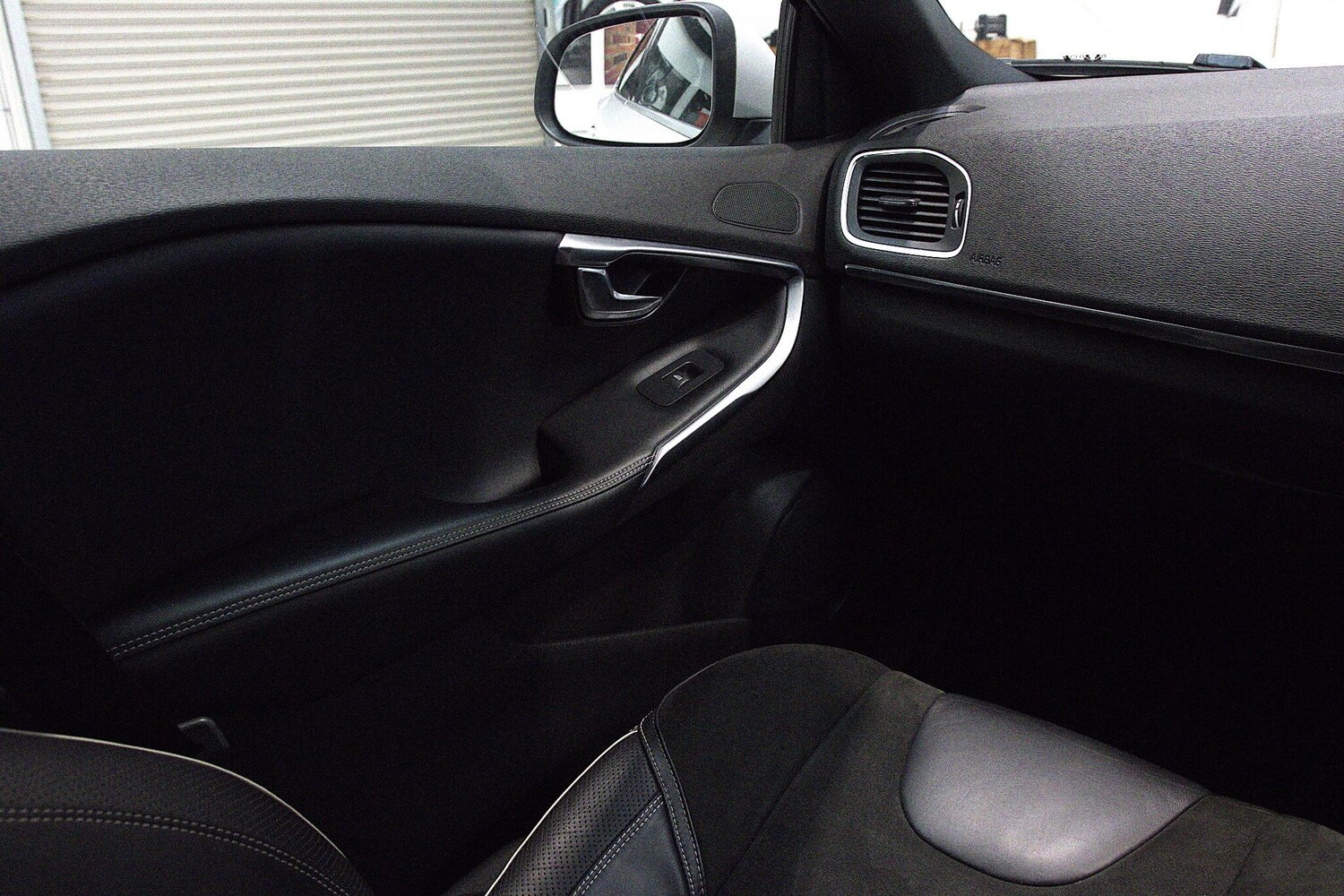 Used Volvo V40 2017 for sale - 76214012: Photo 26