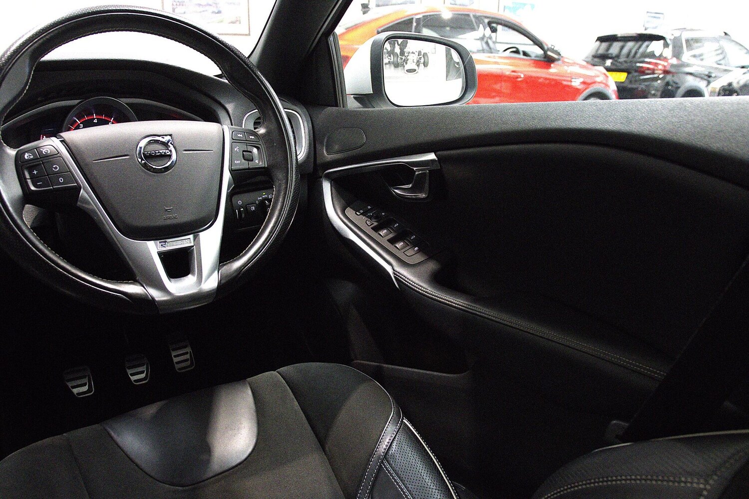 Used Volvo V40 2017 for sale - 76214012: Photo 27