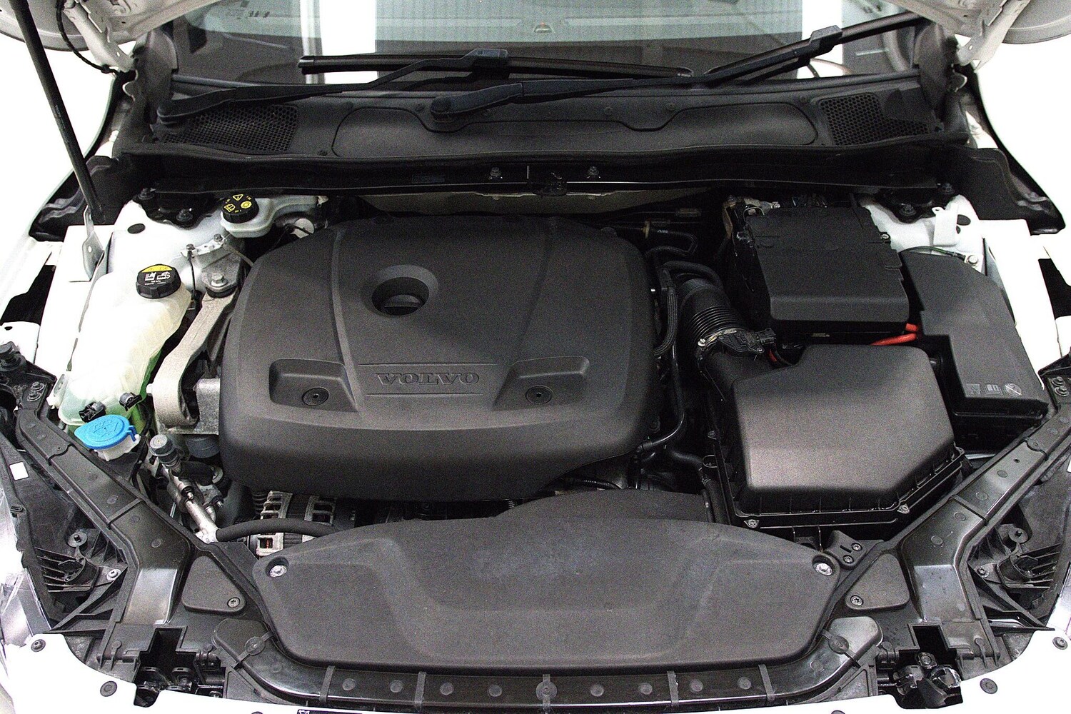 Used Volvo V40 2017 for sale - 76214012: Photo 28