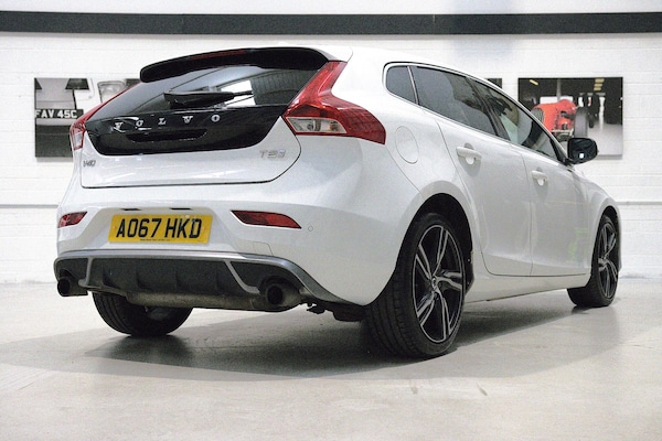 Used Volvo V40 2017 for sale - 76214012: Photo 3