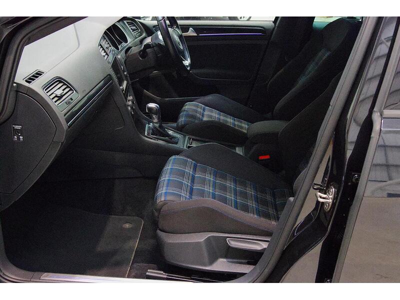 Used Volkswagen Golf 2015 for sale - 77213053: Photo 11