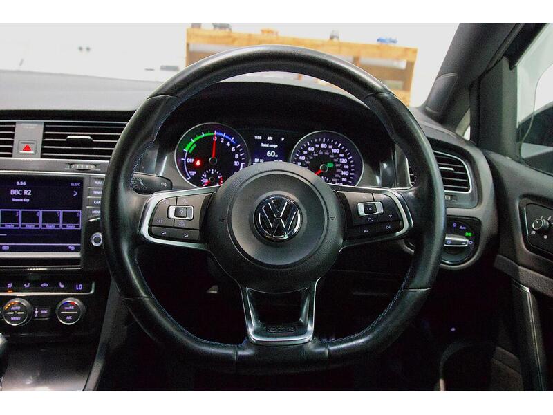 Used Volkswagen Golf 2015 for sale - 77213053: Photo 16