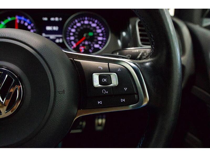 Used Volkswagen Golf 2015 for sale - 77213053: Photo 17