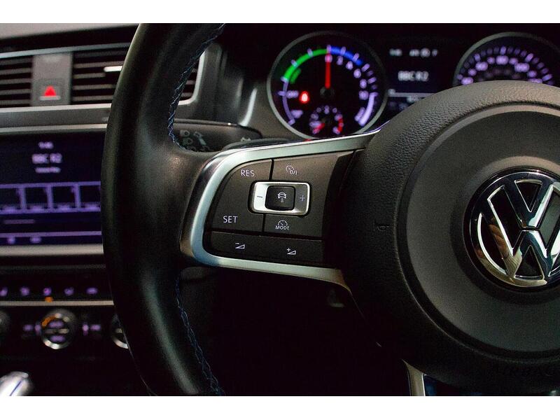 Used Volkswagen Golf 2015 for sale - 77213053: Photo 18