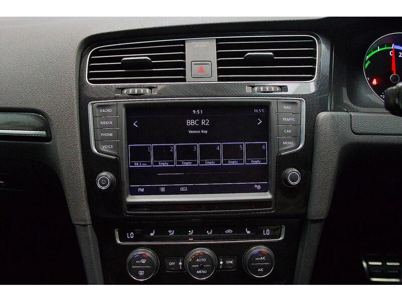 Used Volkswagen Golf 2015 for sale - 77213053: Photo 20