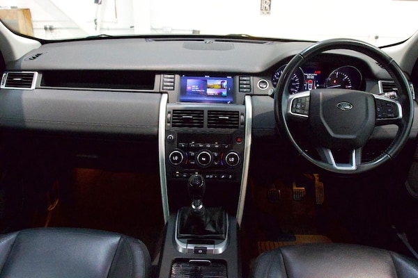Used Land Rover Discovery Sport 2016 for sale - 76247268: Photo 10