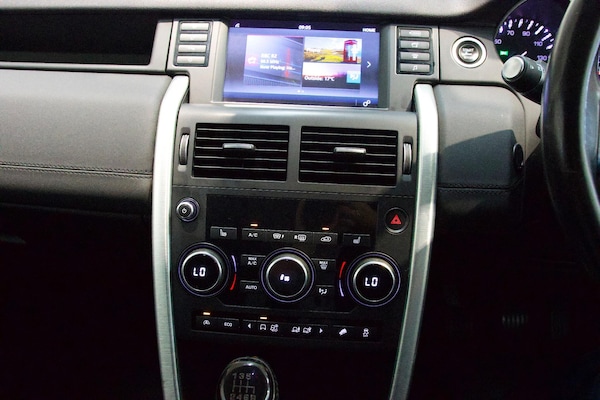 Used Land Rover Discovery Sport 2016 for sale - 76247268: Photo 20