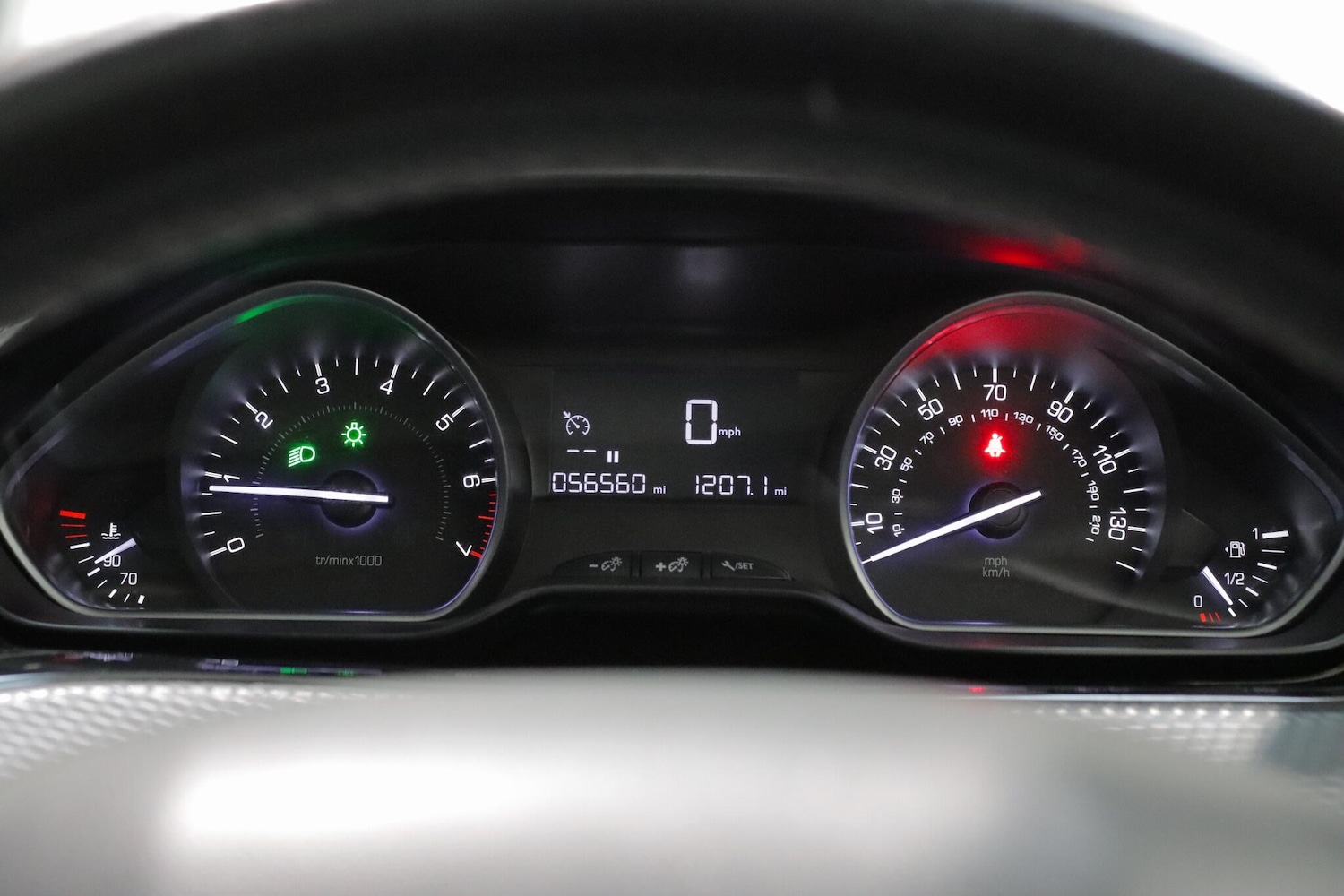 Used Peugeot 208 2018 for sale - 76549323: Photo 20