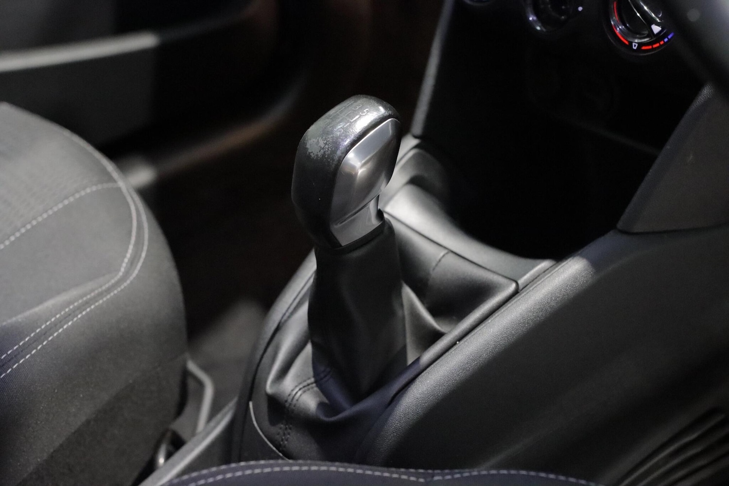 Used Peugeot 208 2018 for sale - 76549323: Photo 22