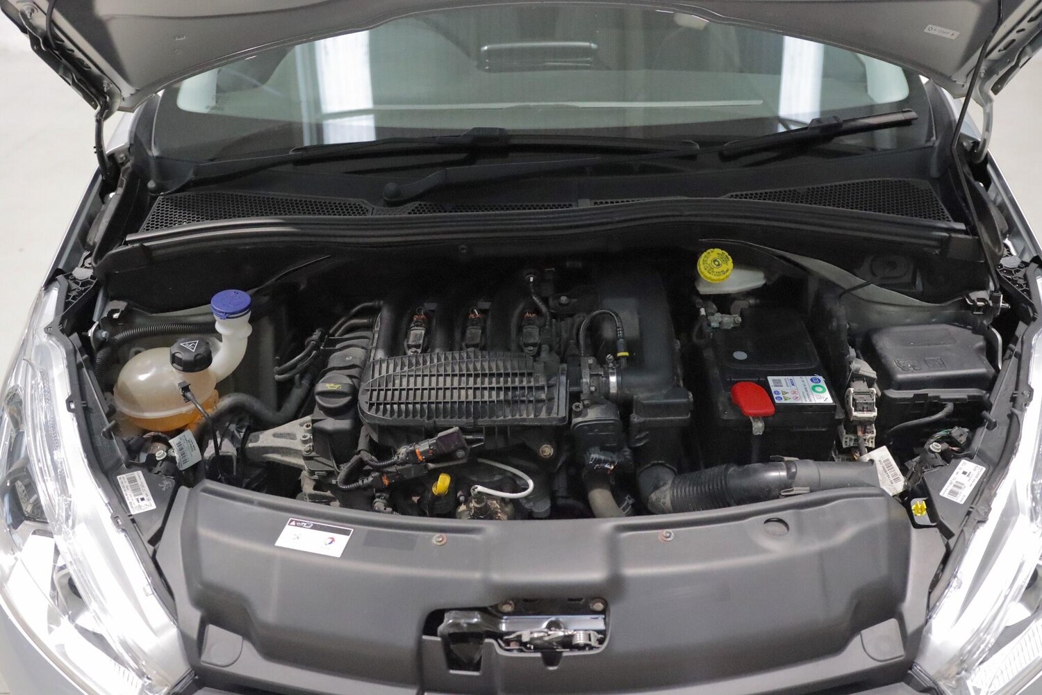 Used Peugeot 208 2018 for sale - 76549323: Photo 26