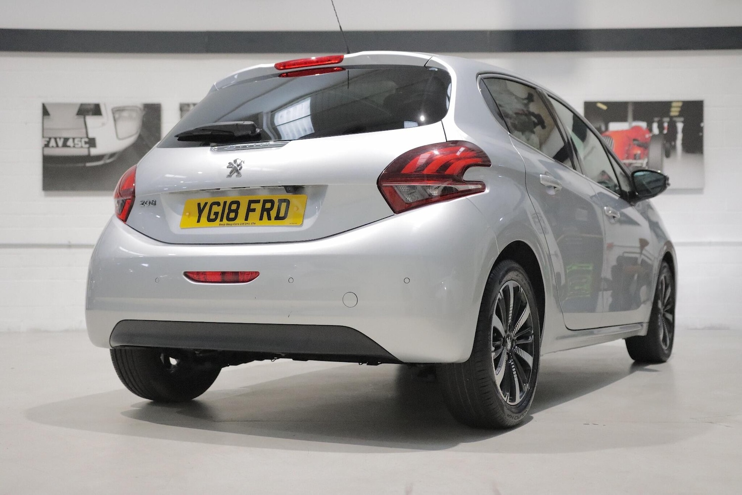Used Peugeot 208 2018 for sale - 76549323: Photo 3