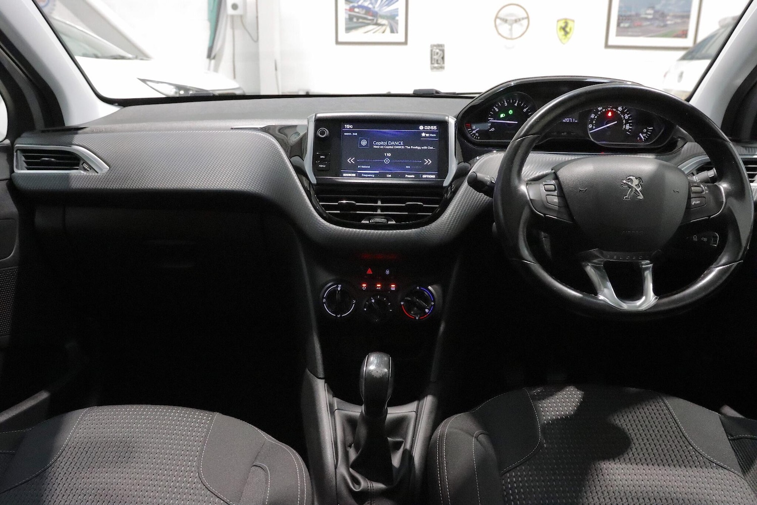 Used Peugeot 208 2018 for sale - 76549323: Photo 9