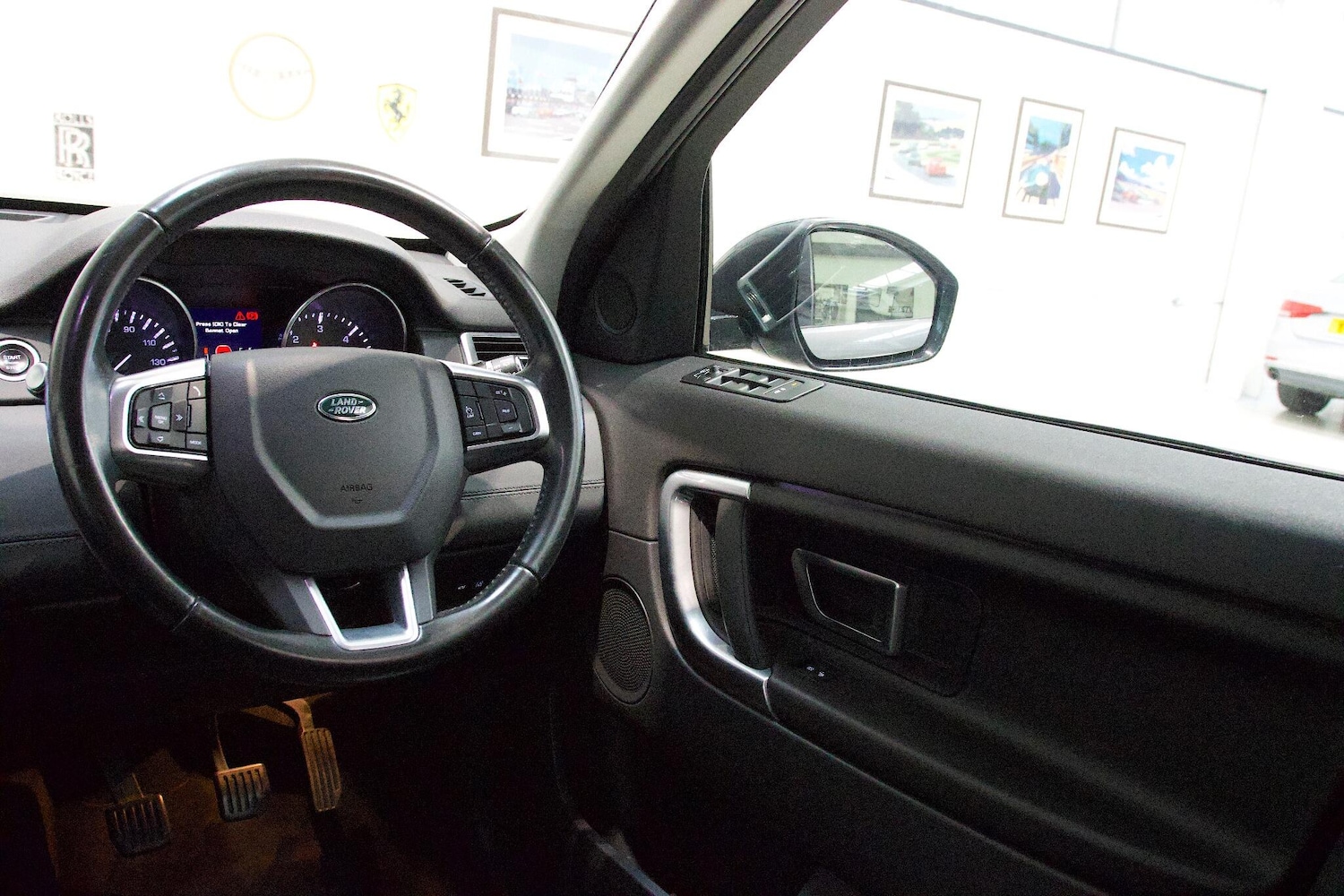 Used Land Rover Discovery Sport 2016 for sale - 76771912: Photo 26