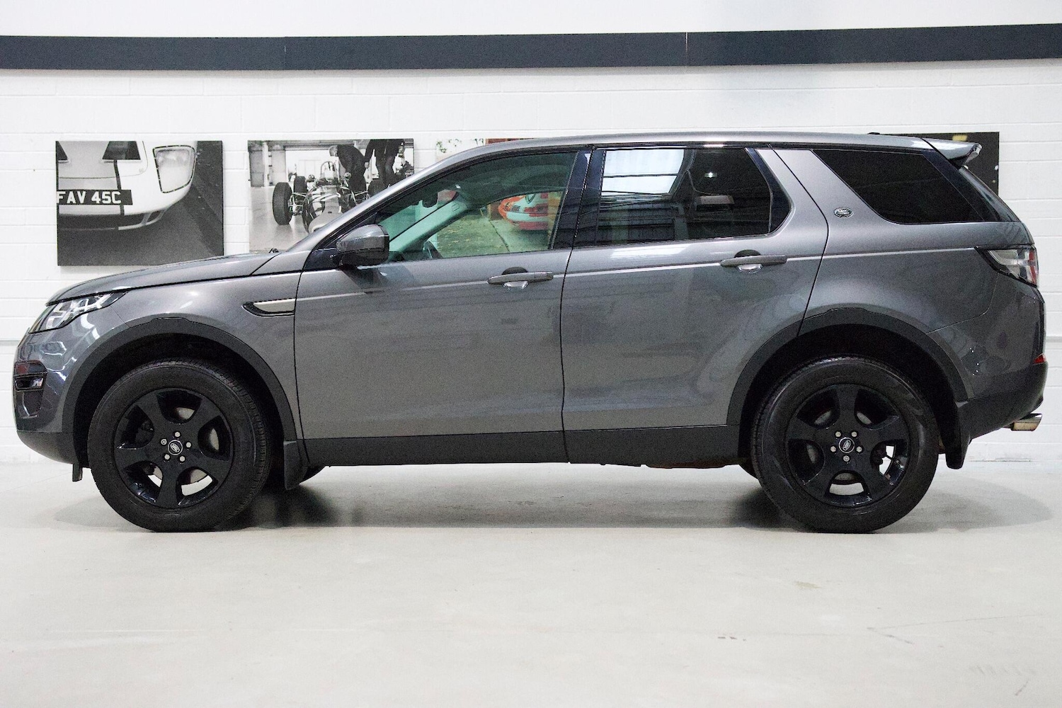 Used Land Rover Discovery Sport 2016 for sale - 76771912: Photo 6