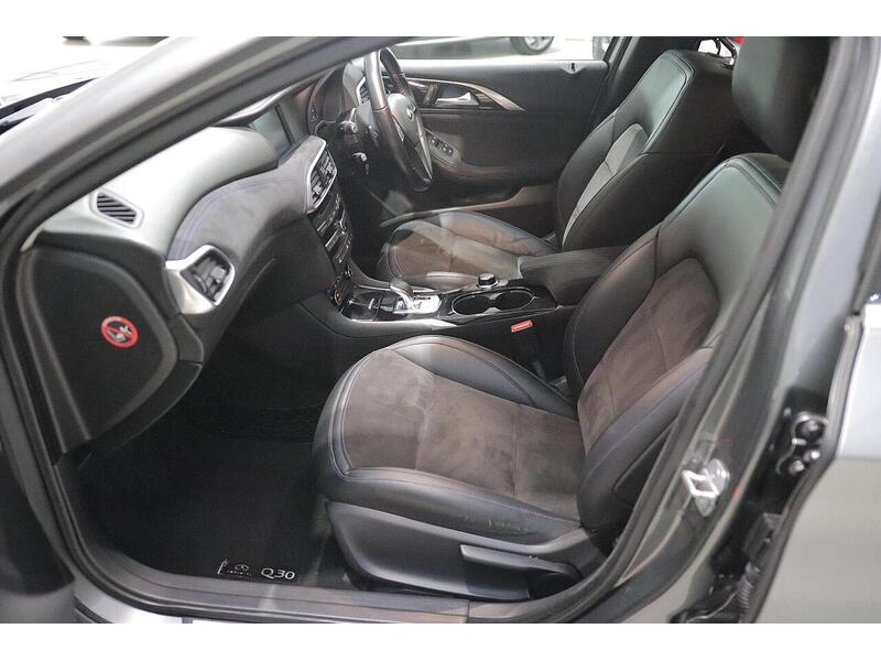 Used Infiniti Q30 2016 for sale - 76968419: Photo 11