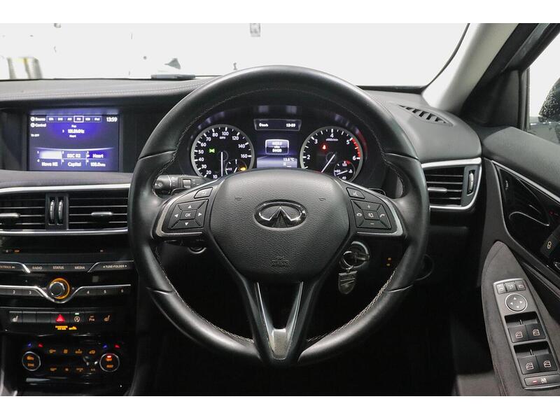 Used Infiniti Q30 2016 for sale - 76968419: Photo 16