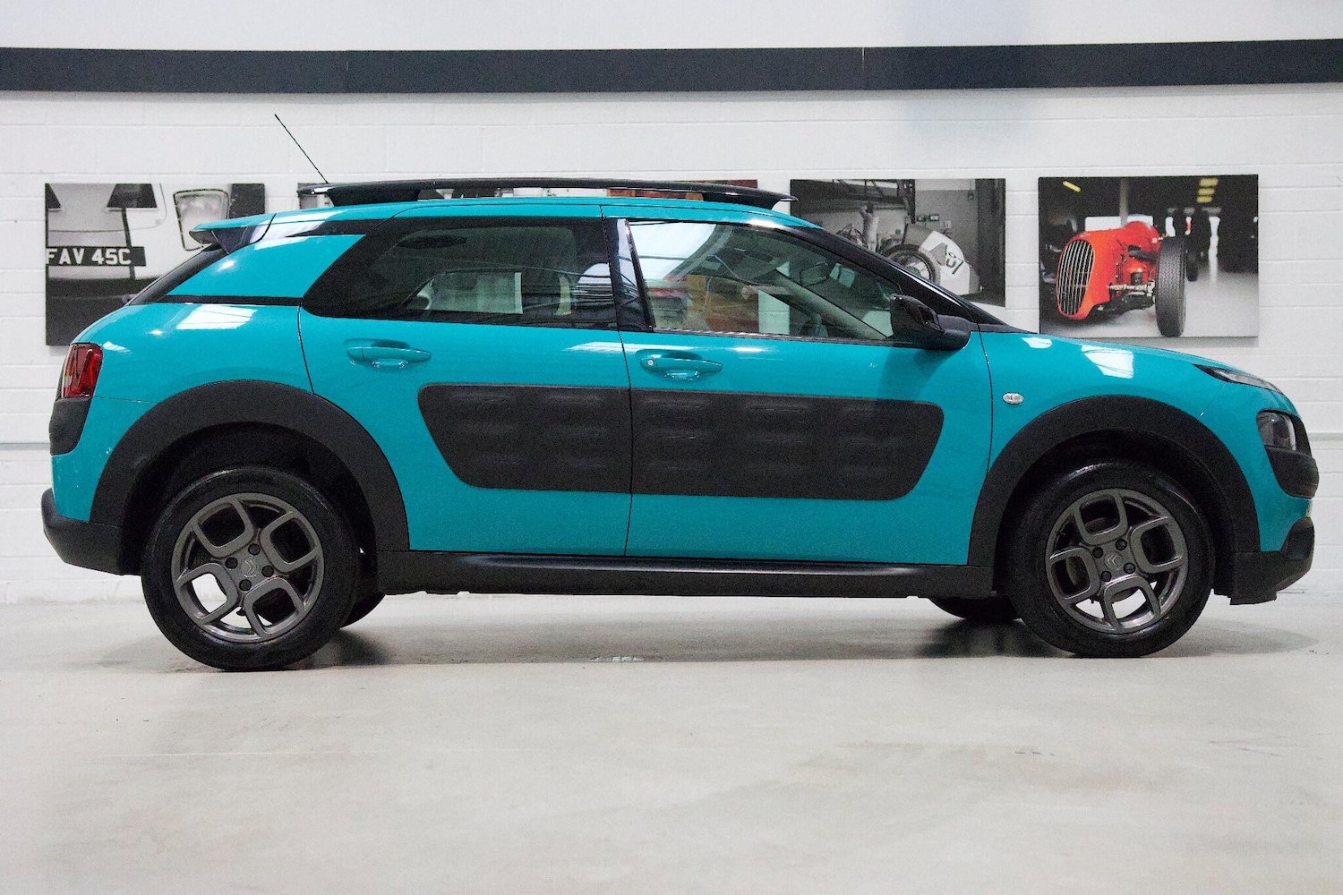 Used Citroen C4 Cactus 2015 for sale - 76020465: Photo 2