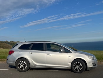 Used Vauxhall Astra 2011 for sale - 78597258: Photo