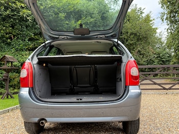 Used Citroen Xsara Picasso 2010 for sale - 75371825: Photo