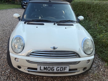 Used MINI Convertible 2006 for sale - 79105265: Photo