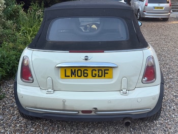Used MINI Convertible 2006 for sale - 79105265: Photo