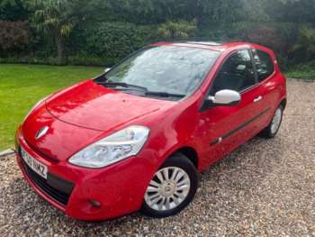 Used Renault Clio 2010 for sale - 74682334: Photo