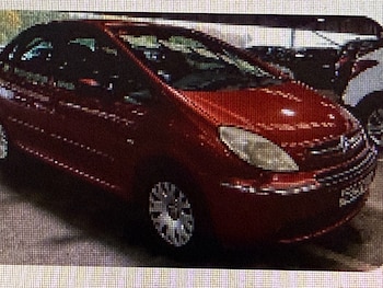 2009 (09) - 1.6i 16V Desire 5dr