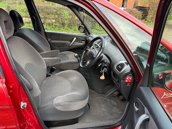 Used Citroen Xsara Picasso 2009 for sale - 76518656: Photo