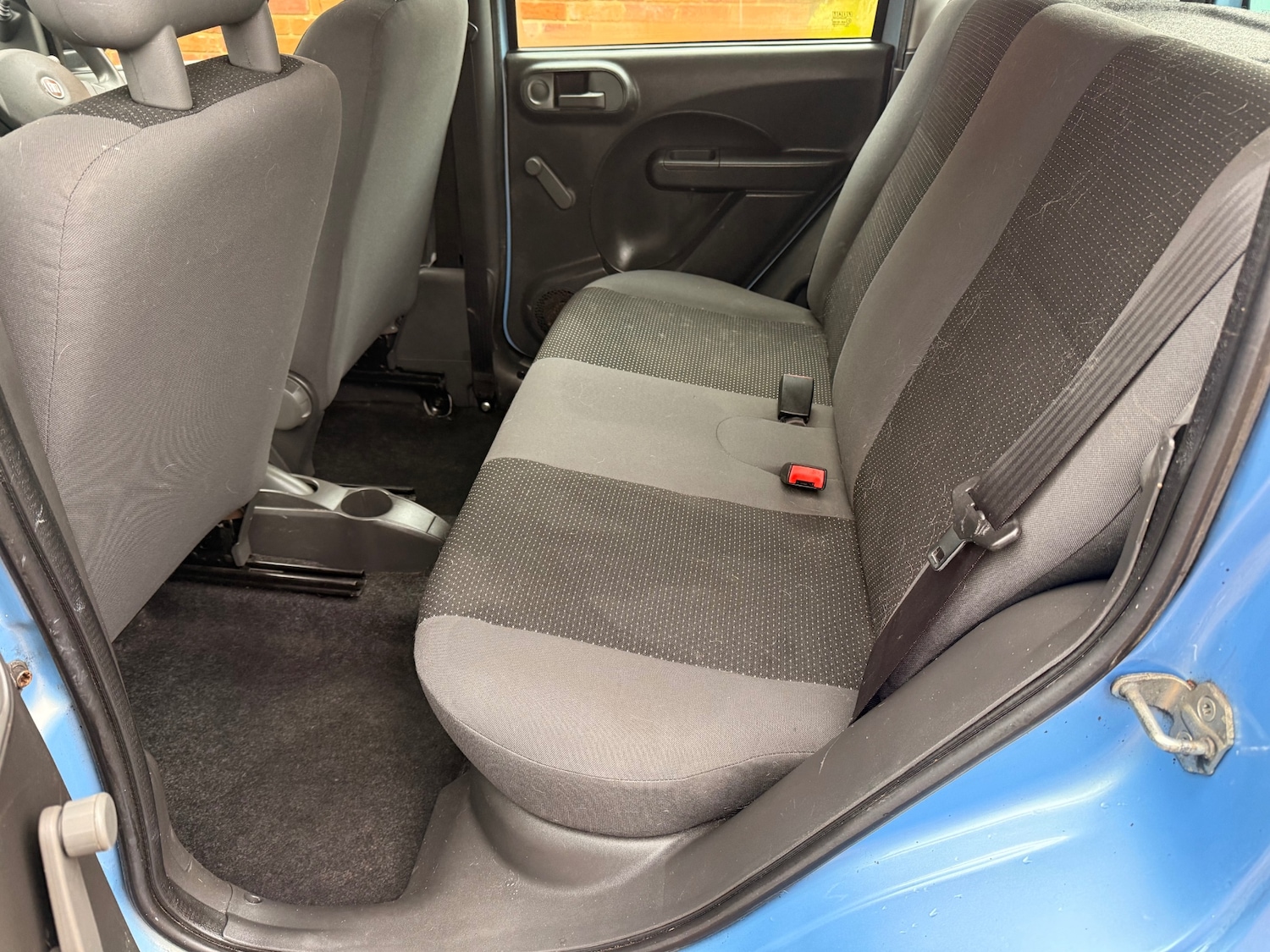 Used Fiat Panda 2010 for sale - 77112956: Photo 8