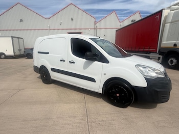 Used Peugeot Partner 2017 for sale - 79489054: Photo