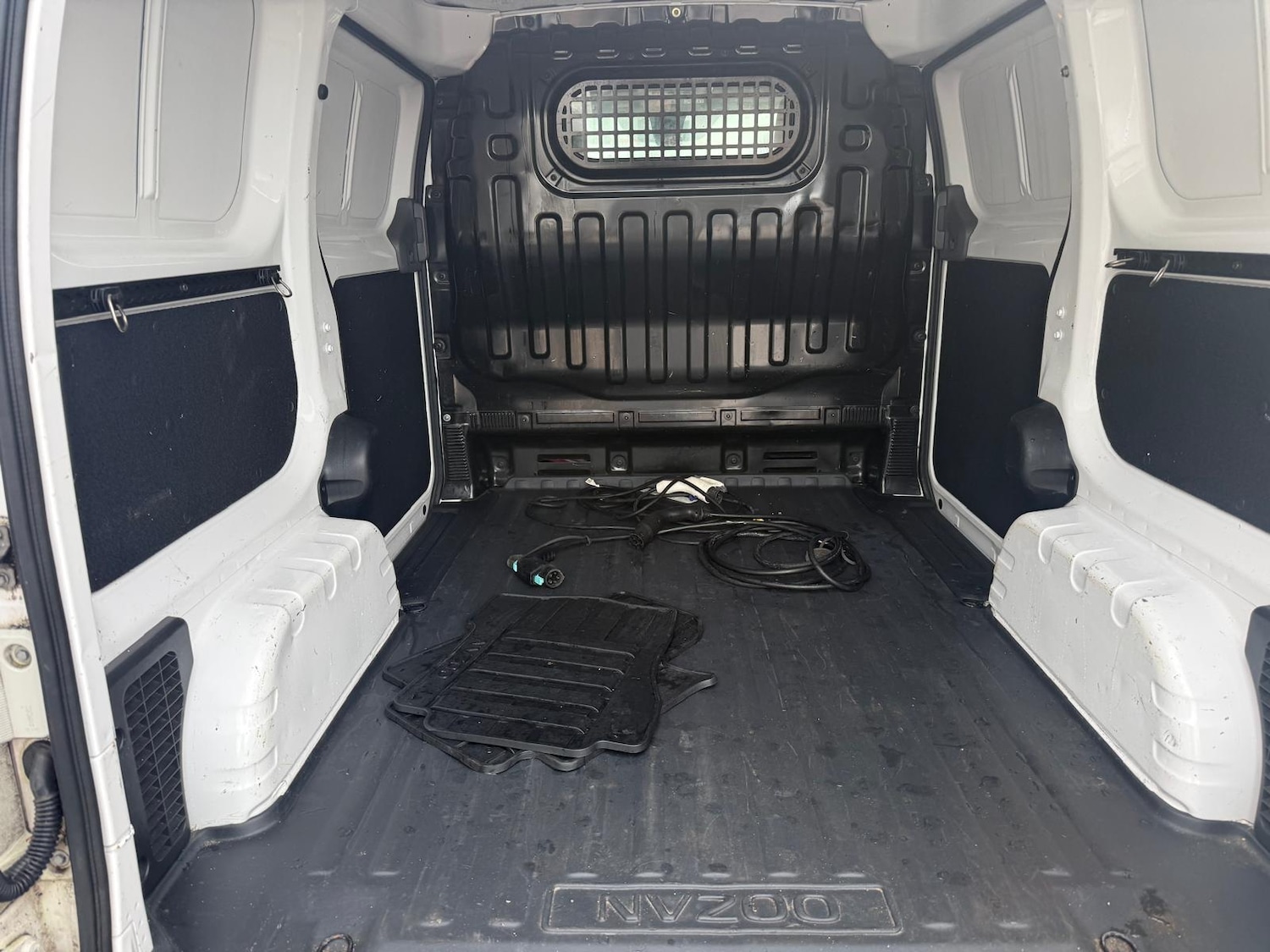 Used Nissan e-NV200 2016 for sale - 76855346: Photo 14