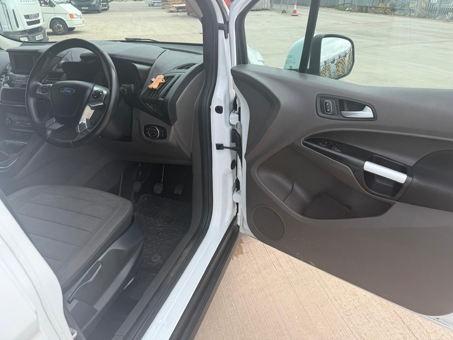 Used Ford Transit Connect 2019 for sale - 76541643: Photo 21