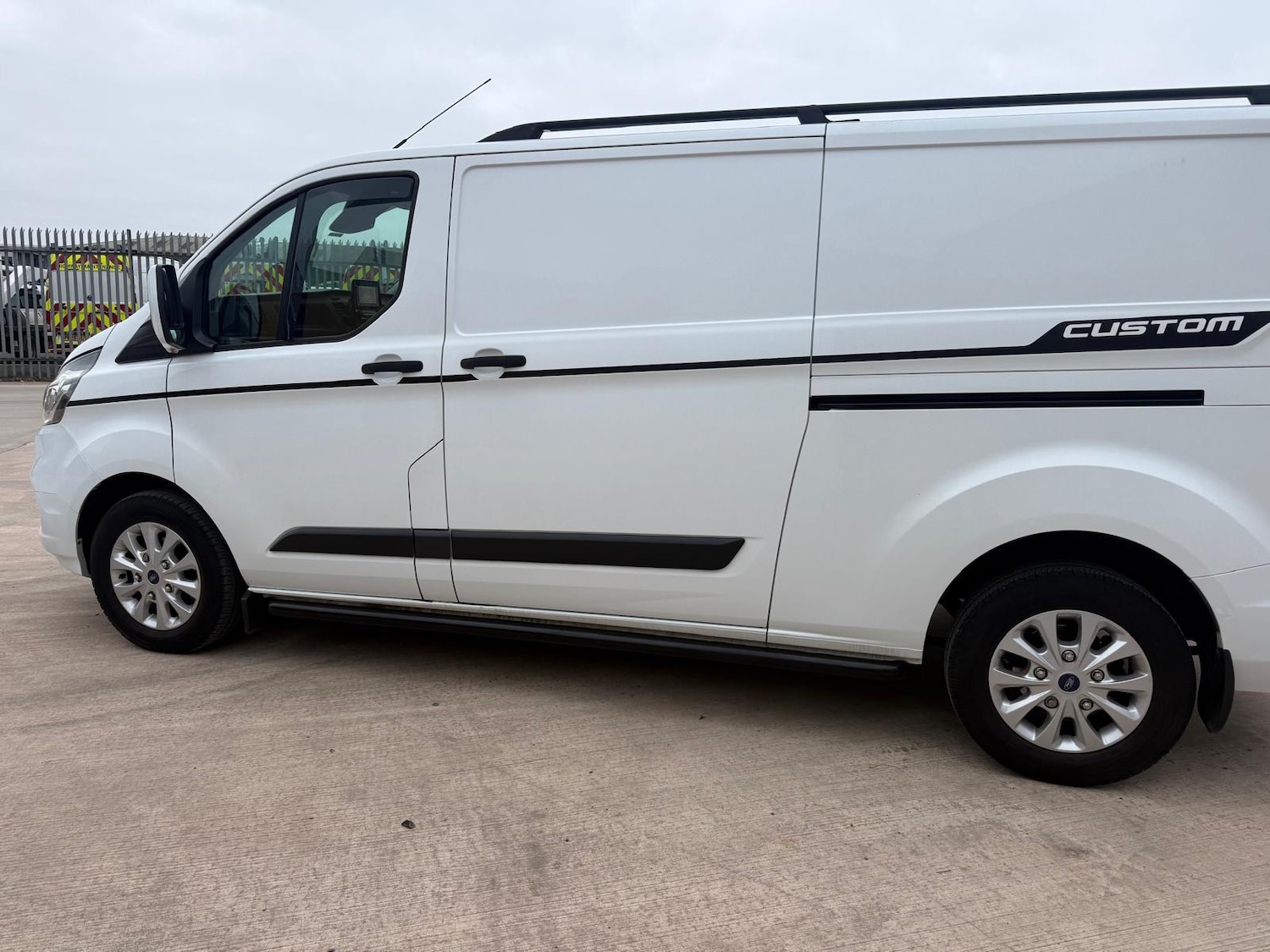 Used Ford Transit Custom 2019 for sale - 77323943: Photo 10