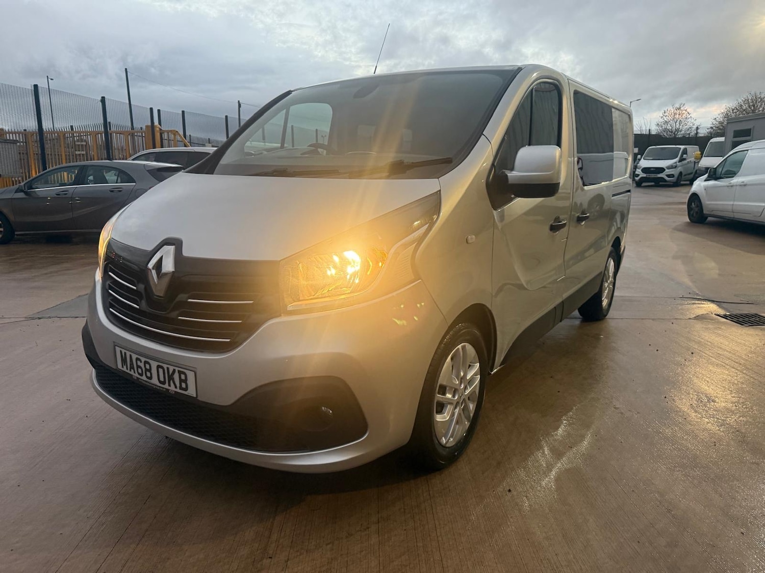 Used Renault Trafic 2018 for sale - 76725546: Photo 1