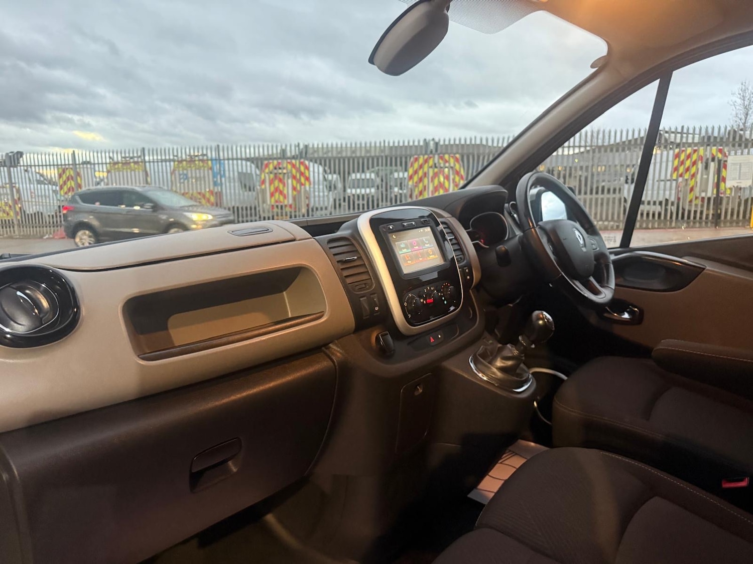 Used Renault Trafic 2018 for sale - 76725546: Photo 24