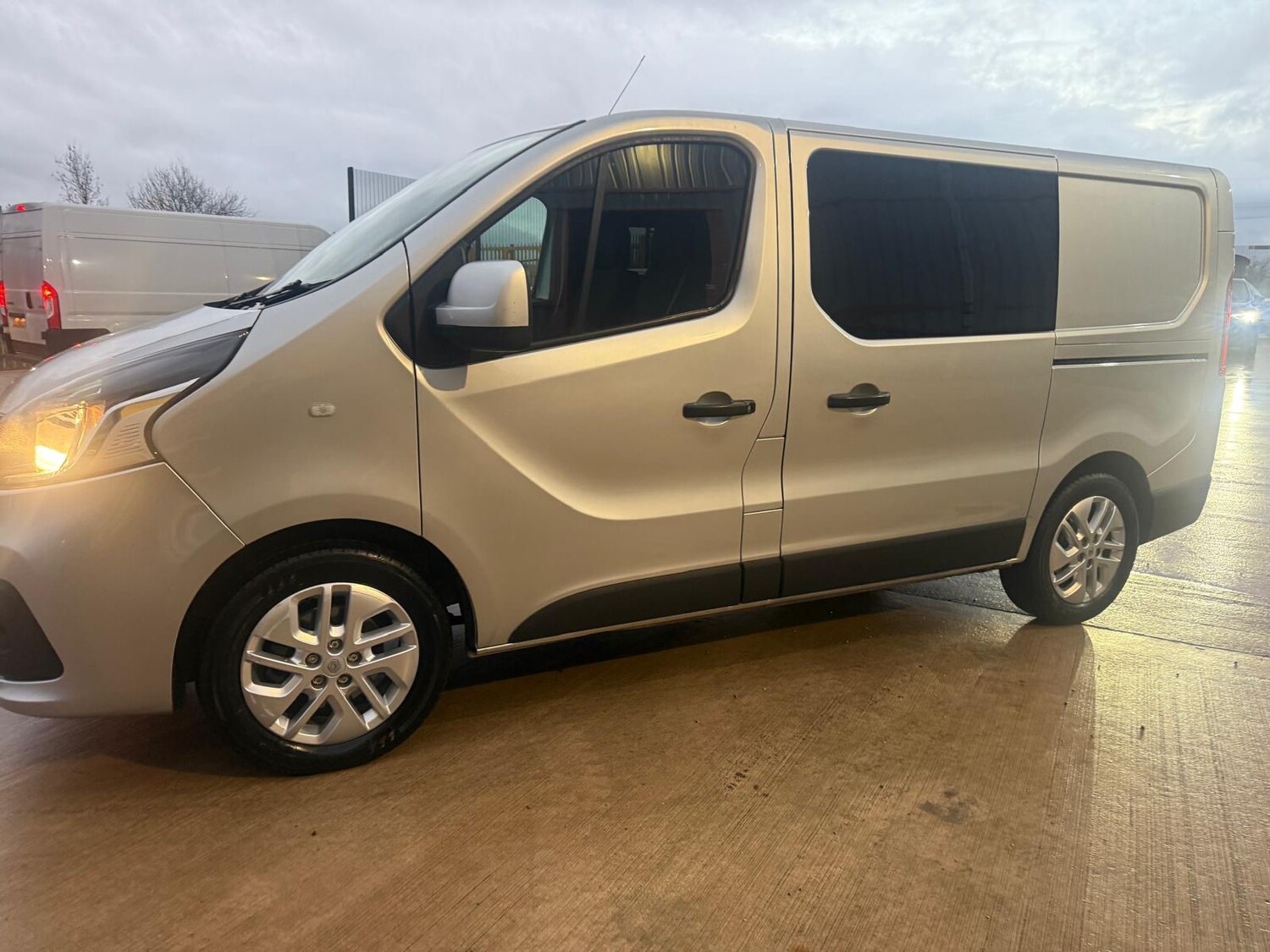 Used Renault Trafic 2018 for sale - 76725546: Photo 9
