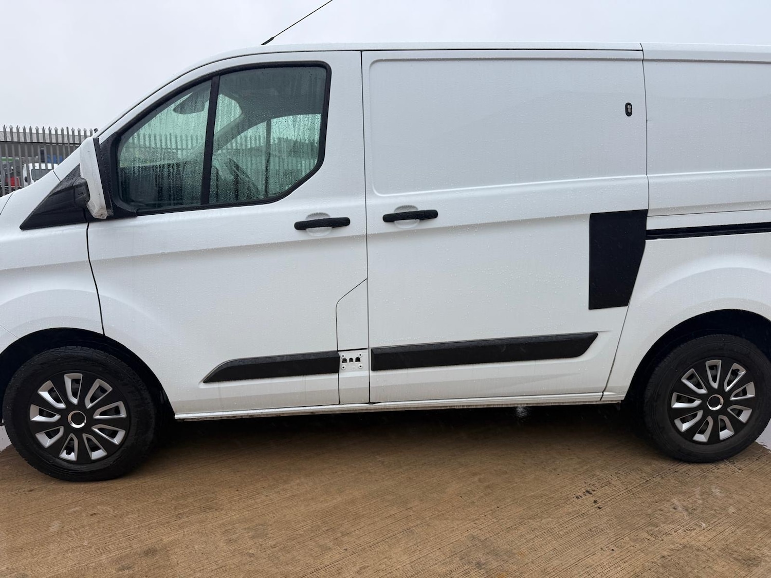 Used Ford Transit Custom 2020 for sale - 76662671: Photo 7