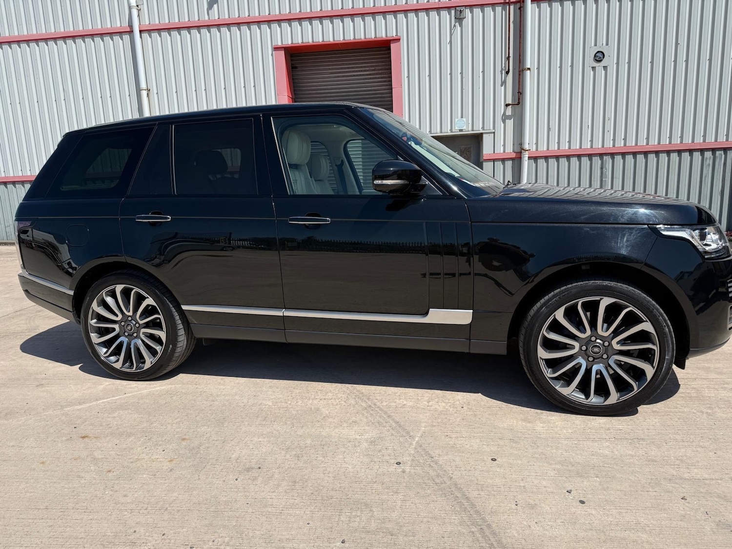 Used Land Rover Range Rover 2013 for sale - 76541649: Photo 13